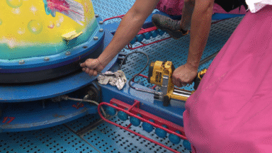 Comment les forains de la foire du Midi veillent-ils sur leurs attractions ?