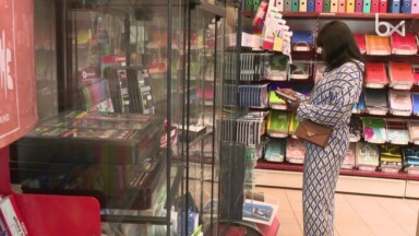“Ils viennent tous en dernière minute”: derniers achats avant la rentrée des classes