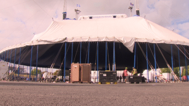 Le cirque du soleil élève son chapiteau sur le site de Brussels Expo