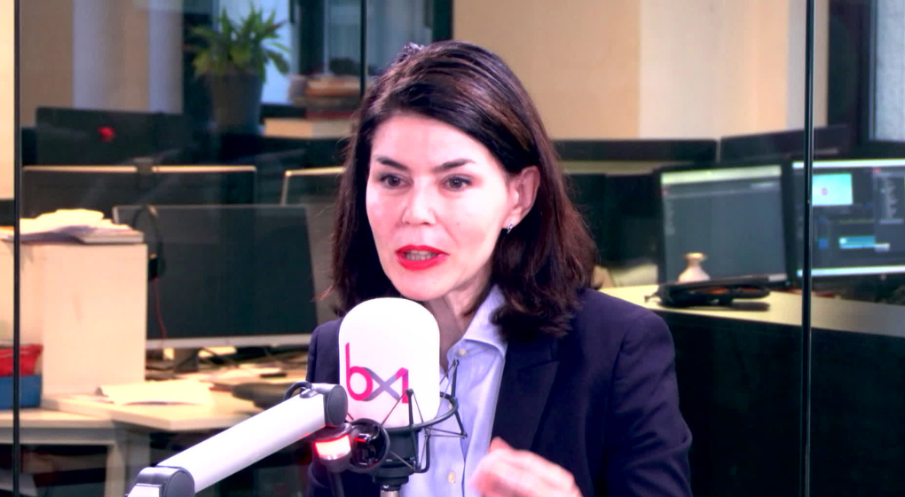 Enseignement : 1 500 postes supprimés ? “Ce chiffre est faux”, assure la ministre