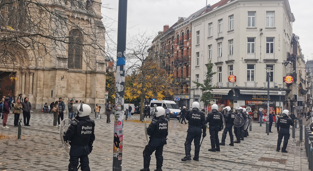 Débordements au Parvis de Saint-Gilles: 19 personnes interpellées, des policiers ont été blessés