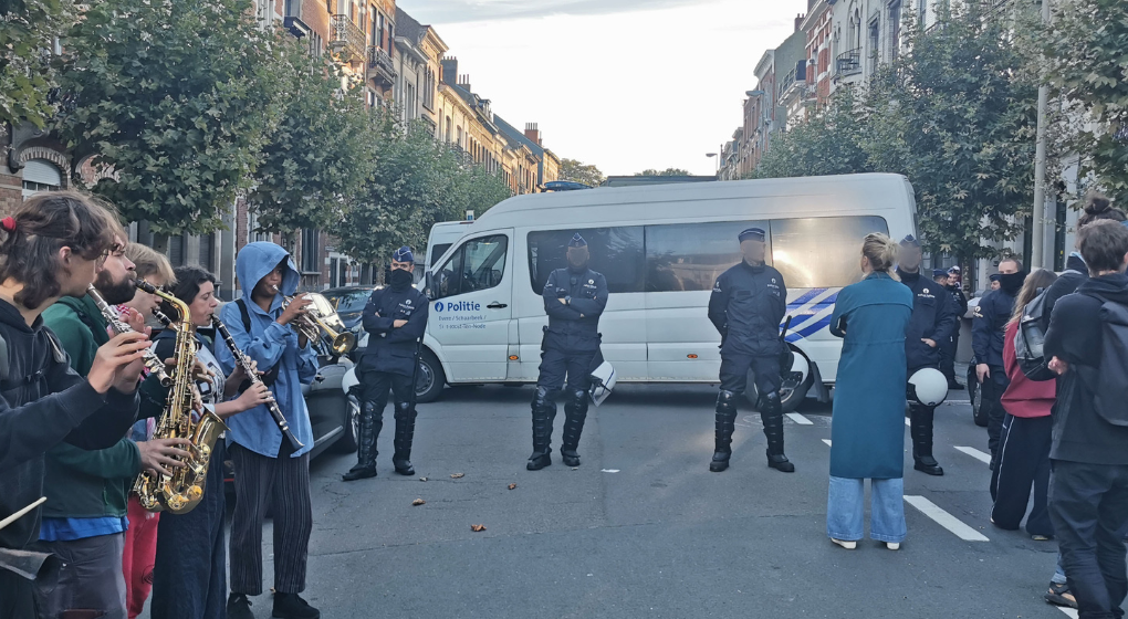 Des citoyens demandent des comptes à Schaerbeek après l’expulsion d’un bâtiment occupé