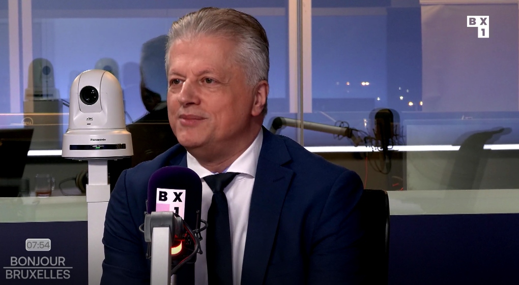 Amet Gjanaj justifie l’augmentation de l’impôt des personnes physiques “pour maintenir les finances” de Molenbeek