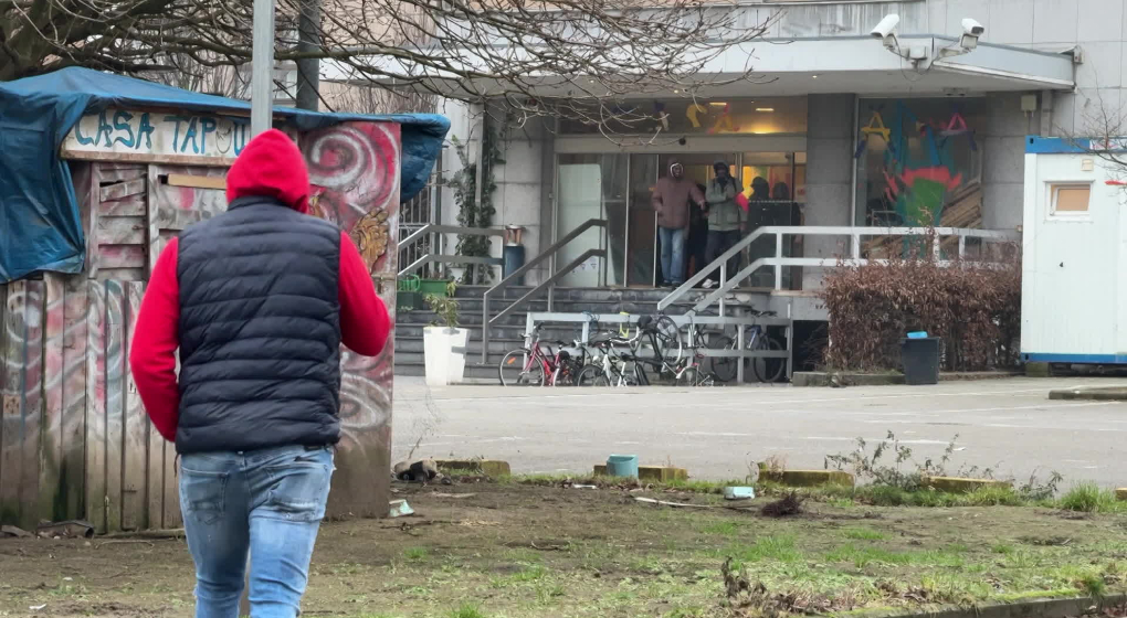 La Casa Tamam de Molenbeek évacuée par la police : "Pour l'instant, je n'ai pas de solution, je suis à la rue" - BX1