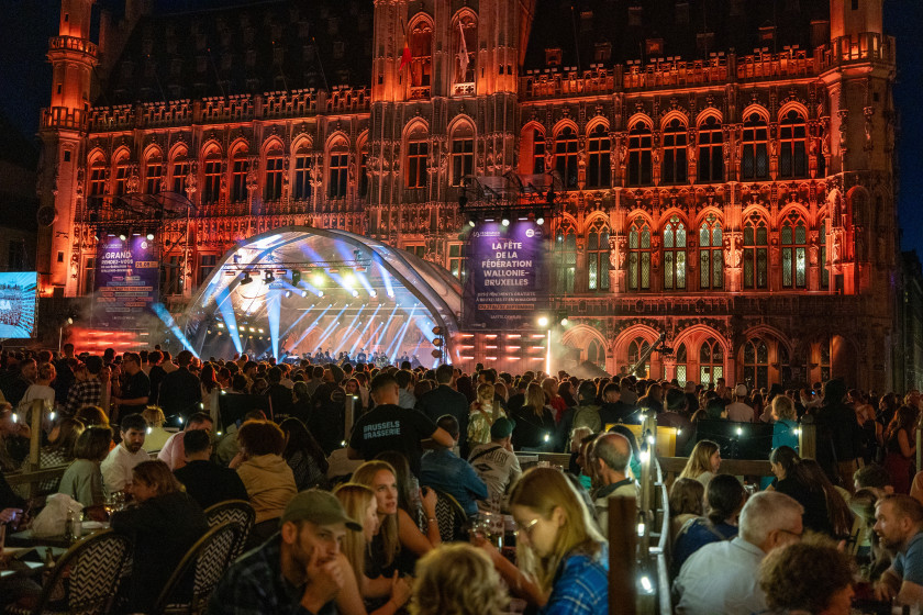 6.000 personnes était présentes vendredi soir sur la Grand-Place.